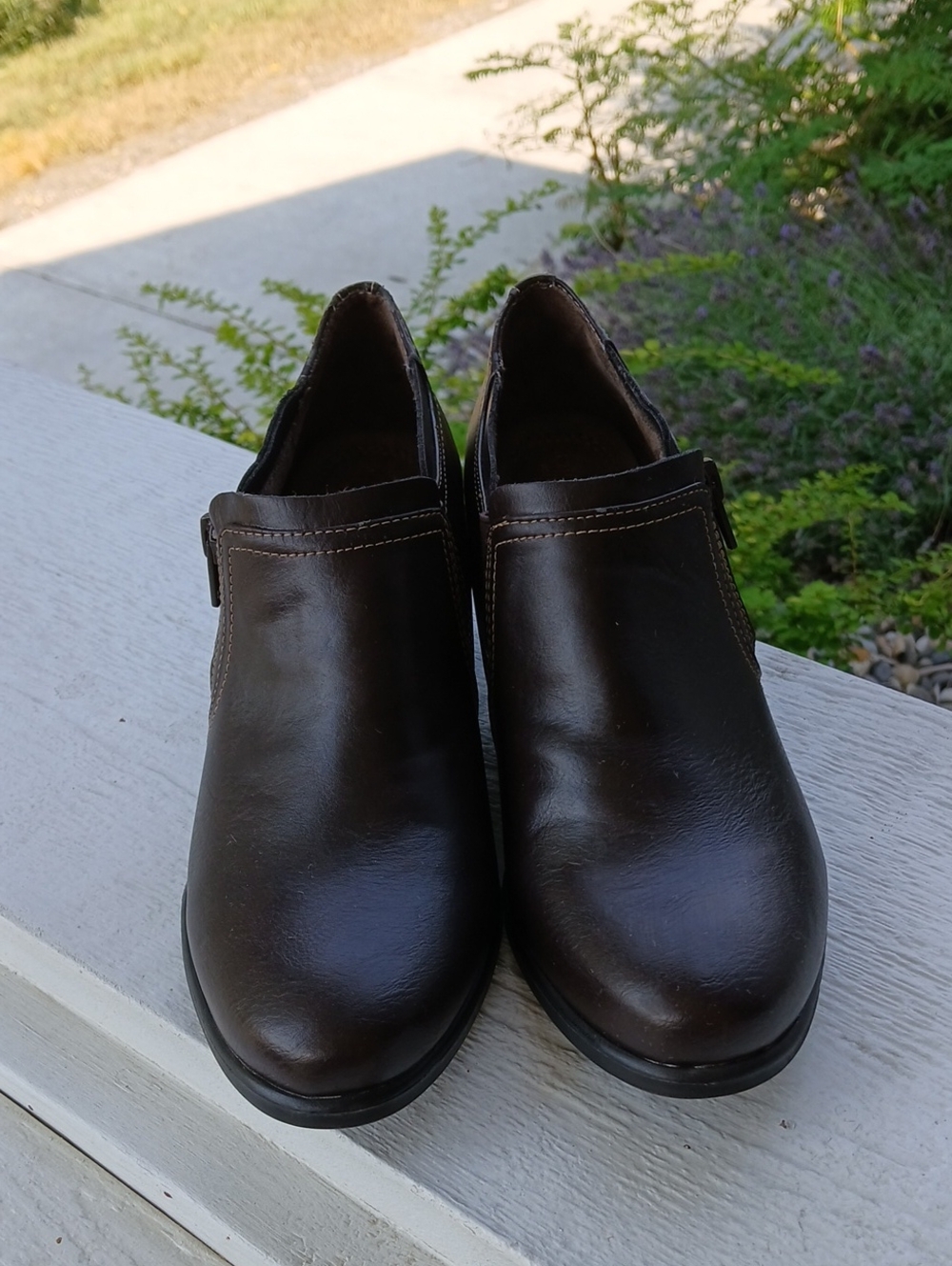 NaturalSoul Brown Booties